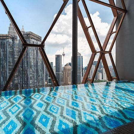 Scarletz Klcc Apartments By Soulasia Kuala Lumpur Exteriör bild